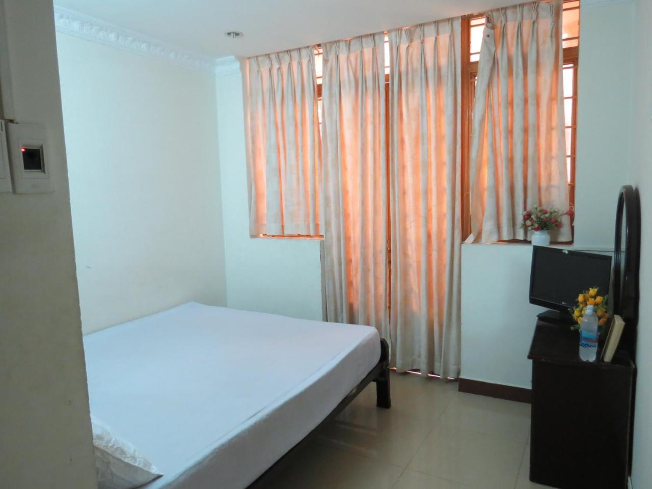 Color House Hostel Thành Pho Ho Chí Minh Esterno foto